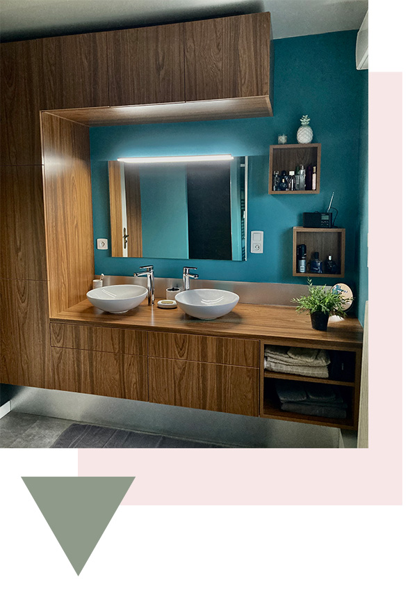 salle de bain rénovée double vasques modernes